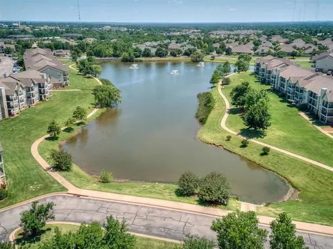 3900 Normandy Rd, Edmond, OK 73013 photo 22