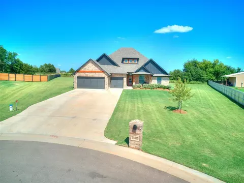 13402 Blue Star St, Edmond, OK 73025