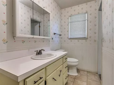 703 E Park St, Tecumseh, OK 74873 photo 18