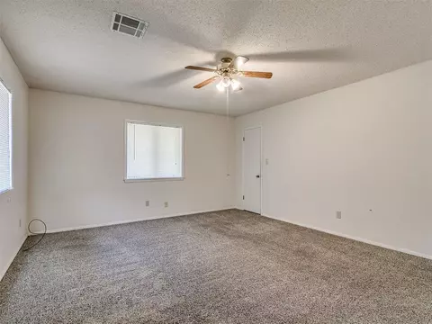 703 E Park St, Tecumseh, OK 74873 photo 22