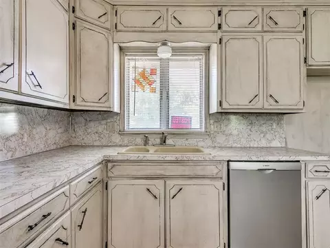 703 E Park St, Tecumseh, OK 74873 photo 7