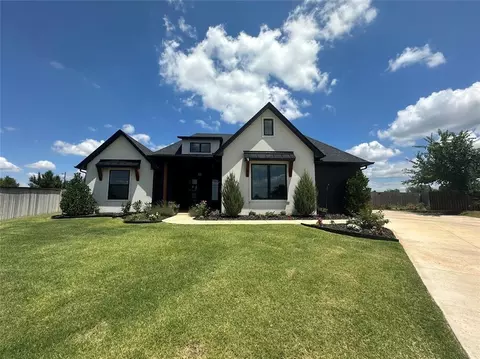 491 Old Farm Rd, Edmond, OK 73034