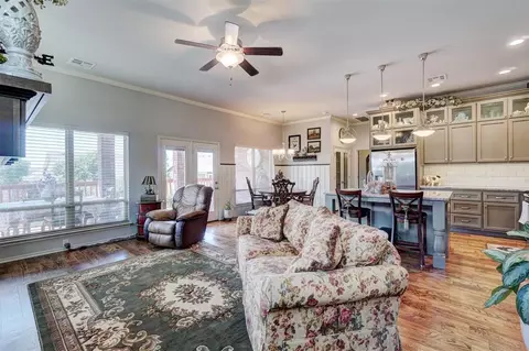 4832 October Dr, Edmond, OK 73034 photo 9