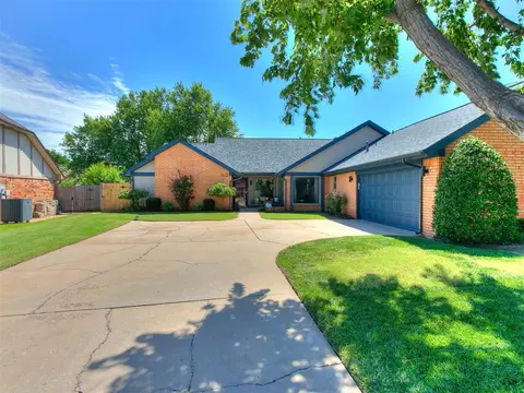 7412 NW 103rd Ter, Oklahoma City, OK 73162