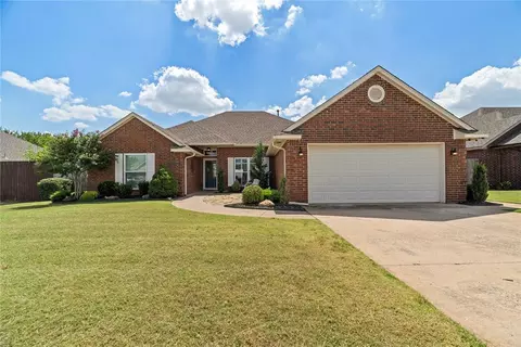 12304 SW 7th Cir, Yukon, OK 73099