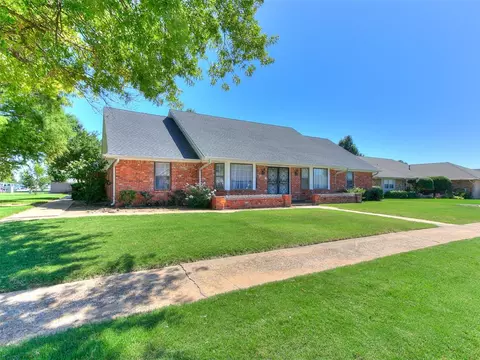 4 SW 100 St, Oklahoma City, OK 73139