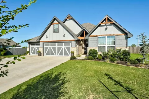 10149 NW 98th St, Yukon, OK 73099