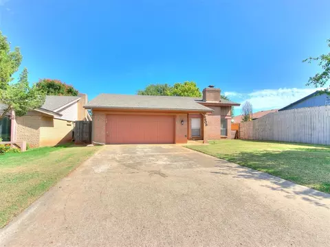 6605 Laurel Dr, Oklahoma City, OK 73162