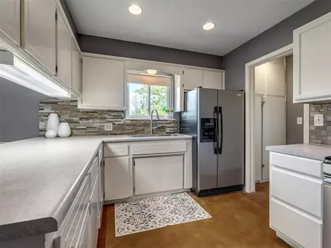 129 Folsom Dr, Mcloud, OK 74851 photo 18