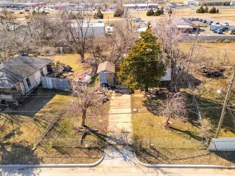 2837 Hillcrest Ave, Moore, OK 73160
