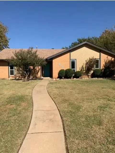 513 NW 139th St, Edmond, OK 73013