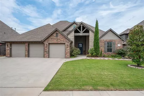 5823 Windstone Dr, Norman, OK 73072