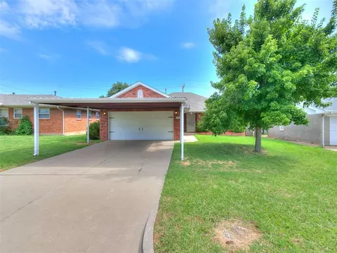 744 N Janeway Ave, Moore, OK 73160