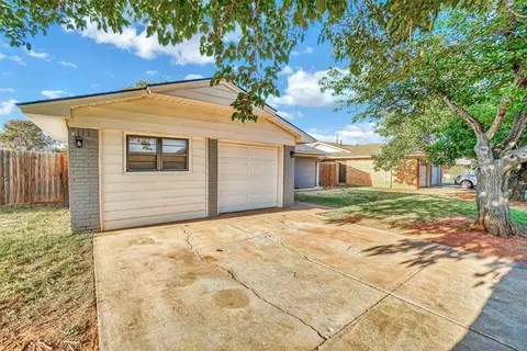 925 George St, Altus, OK 73521 photo 2