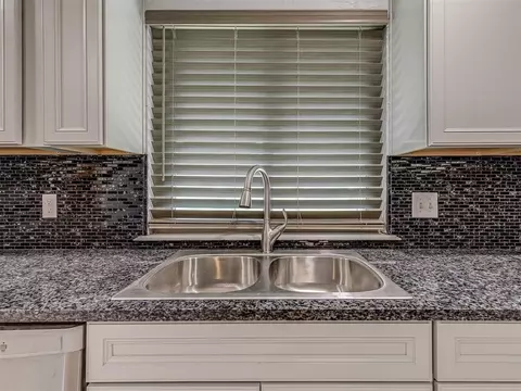 3405 Woodsboro Dr, Norman, OK 73072 photo 12