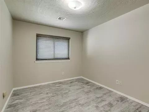 3405 Woodsboro Dr, Norman, OK 73072 photo 28