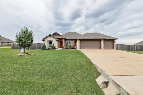 4133 Hawksbill Rd, Norman, OK 73072 photo 2