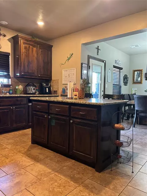 22 Blue Meadow Dr, Elgin, OK 73538 photo 7