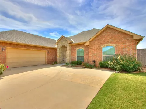 5604 NW 128th St, Oklahoma City, OK 73142