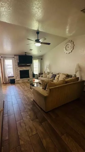 412 Crest Pl, Norman, OK 73071 photo 3
