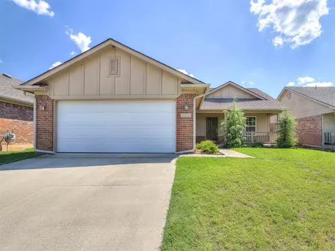 800 Ga Zump Dr, Norman, OK 73069