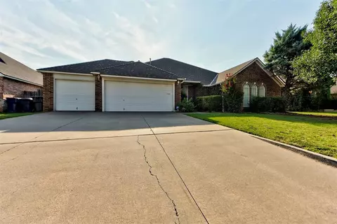 11620 Blue Sky Dr, Oklahoma City, OK 73162
