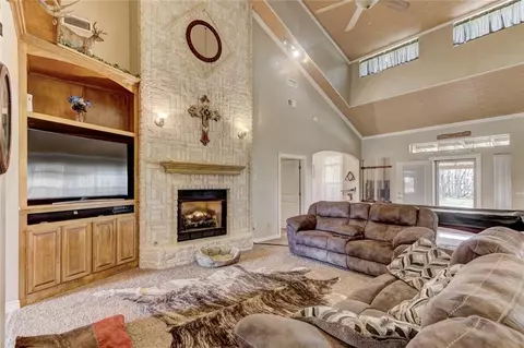 260507 E 980 Rd, Geary, OK 73040