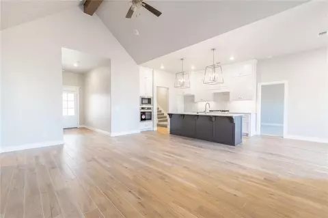 15204 Jasper Ln, Edmond, OK 73013
