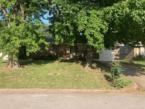 710 Jacquelyn Ln, Noble, OK 73068