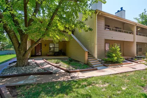 11140 Stratford Dr #623, Oklahoma City, OK 73120