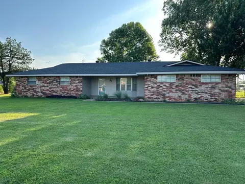 106 N Hoppy St, Stillwater, OK 74075