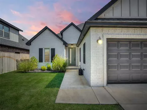 4412 Blossom Field Ave, Oklahoma City, OK 73179