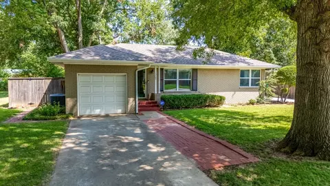1207 Westlawn Dr, Norman, OK 73069