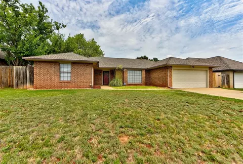 7229 NW 120th St, Oklahoma City, OK 73162
