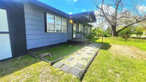 Undisclosed, Chickasha, OK 73018