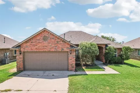 1424 Spoonwood Dr, Norman, OK 73071