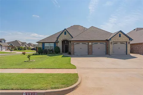 3219 Terrace Park Trl, Norman, OK 73069
