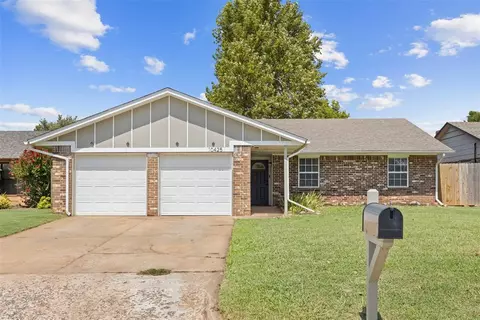 10425 Dover Dr, Yukon, OK 73099
