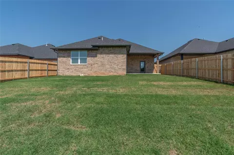 1301 Colonial Ave, Tuttle, OK 73089 photo 22