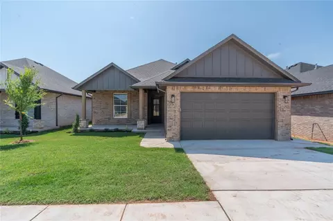 1301 Colonial Ave, Tuttle, OK 73089 photo 2