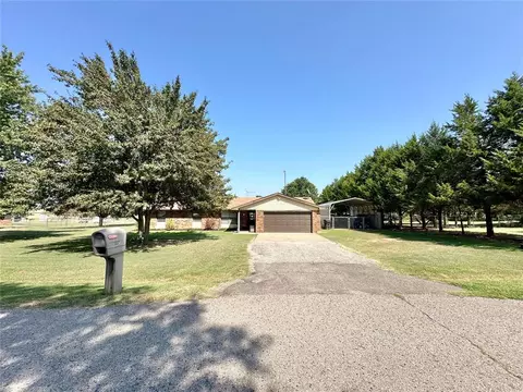 5601 Aquarius, Shawnee, OK 74804