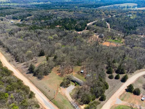 860064 S Memorial Rd, Chandler, OK 74834