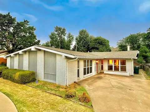 8405 Arlington Dr, Oklahoma City, OK 73132