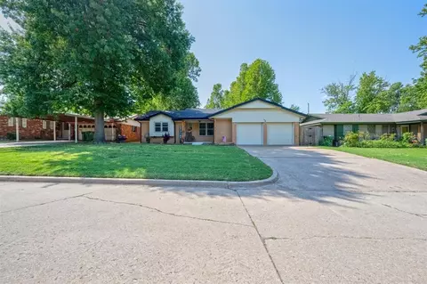 4 Utah Ave, Yukon, OK 73099