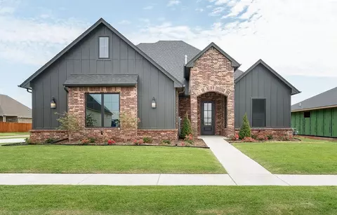 9300 NW 85th St, Yukon, OK 73099