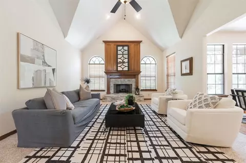 317 N Crosstimber Trl, Edmond, OK 73034