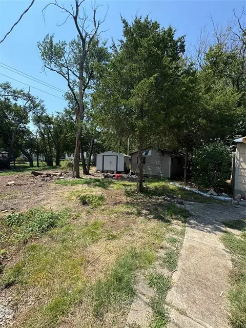 1028 E Main St, Norman, OK 73071 photo 27