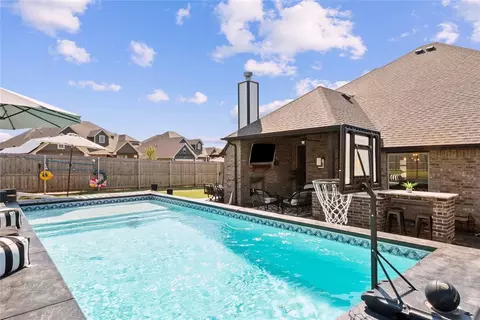 2816 Warwick Way, Moore, OK 73160 photo 41