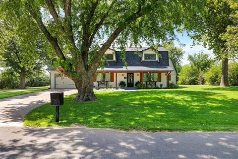 103 Pinewood Dr, Tuttle, OK 73089
