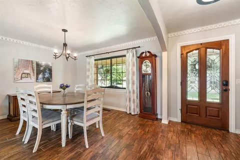 103 Pinewood Dr, Tuttle, OK 73089 photo 5